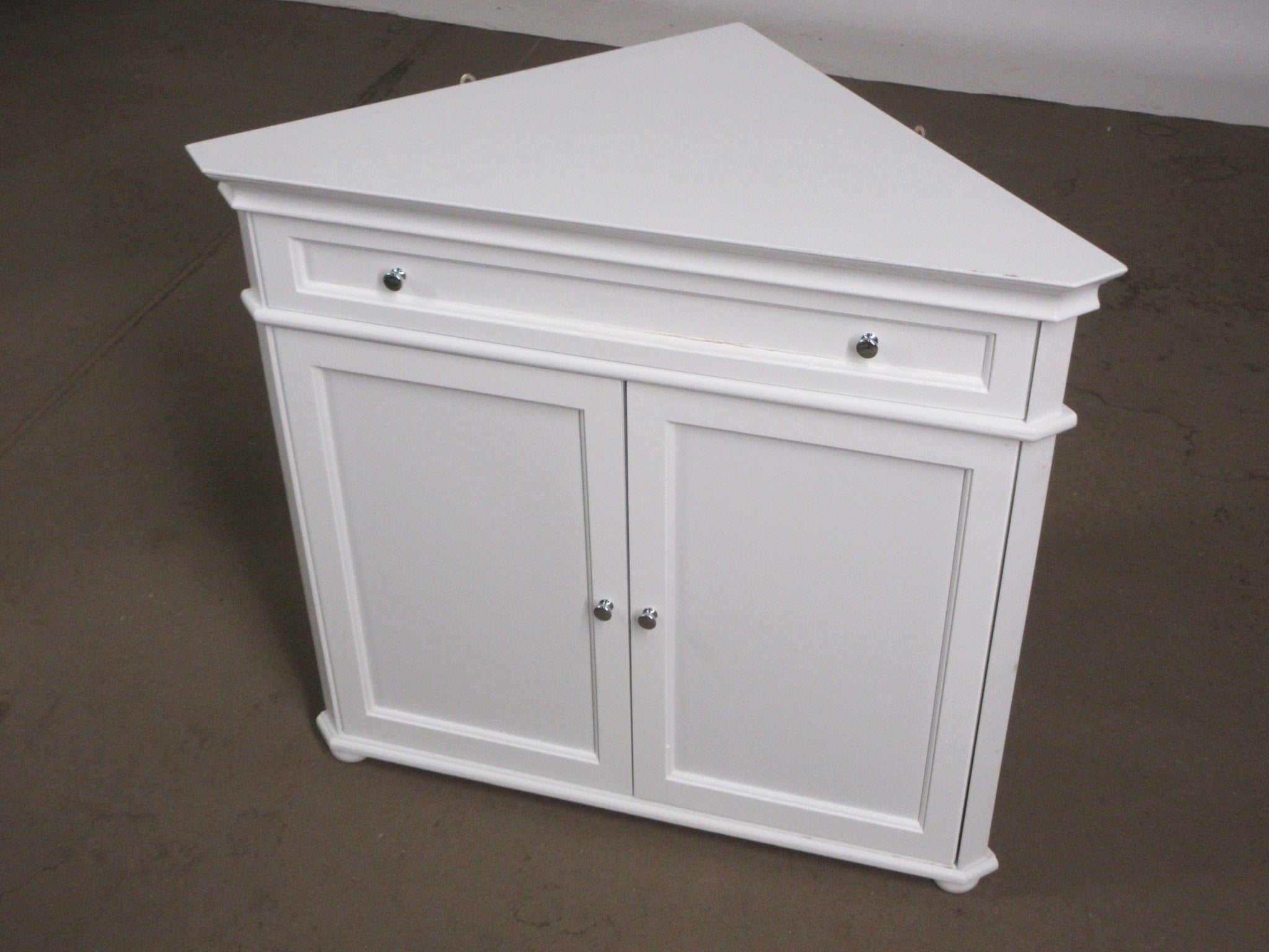 Corner Base Cabinet