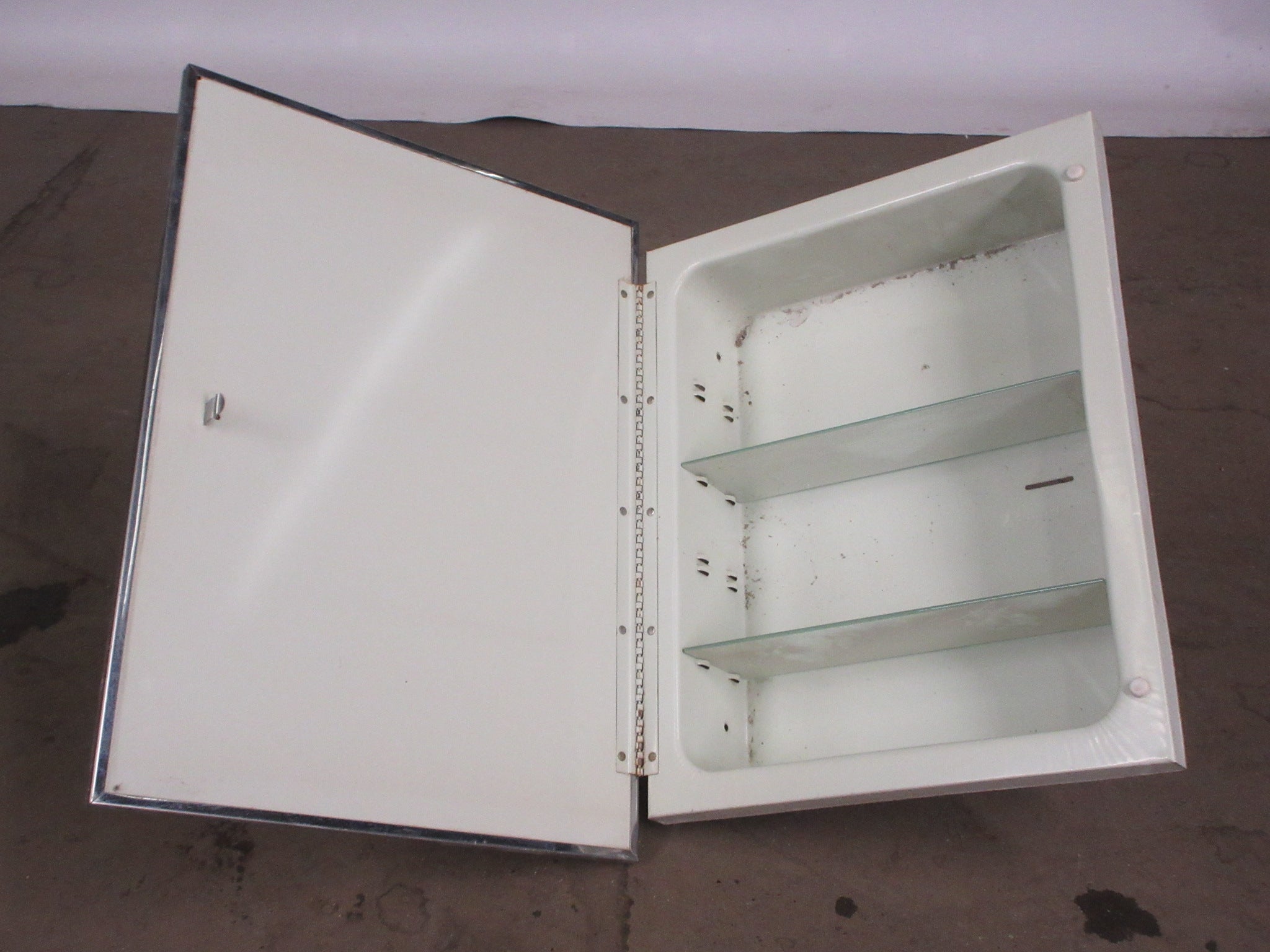 Recessed Mirror Front Medicine Cabinet
