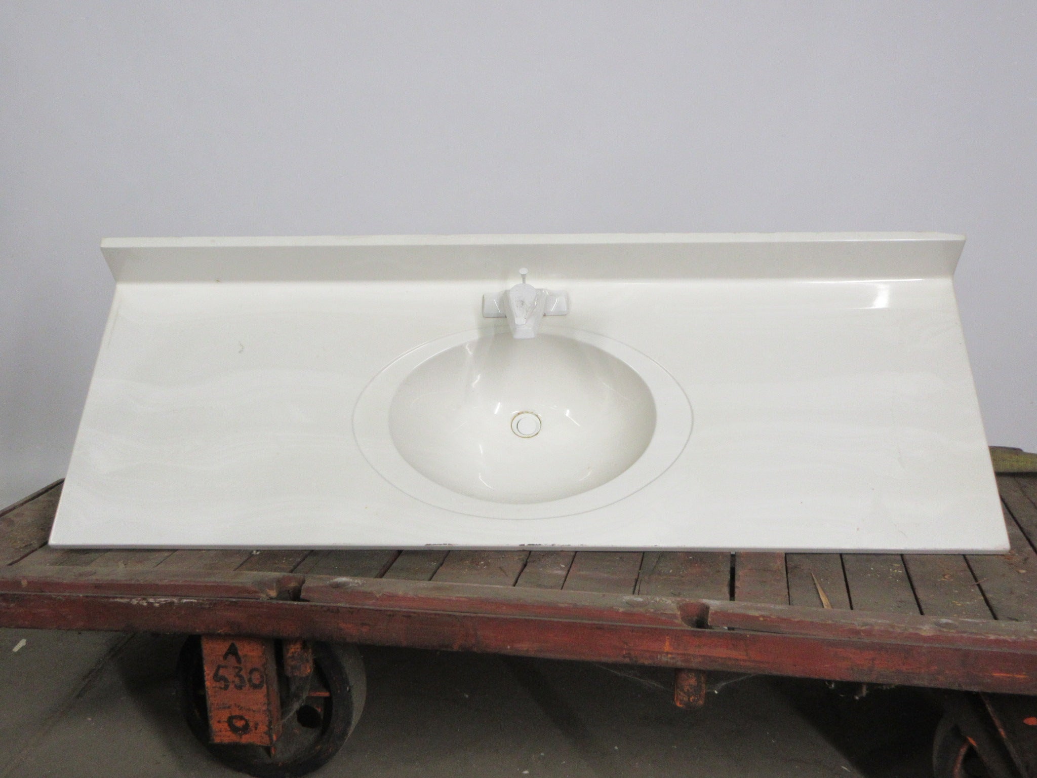 5' Cultured Marble Vanity Top with Sink