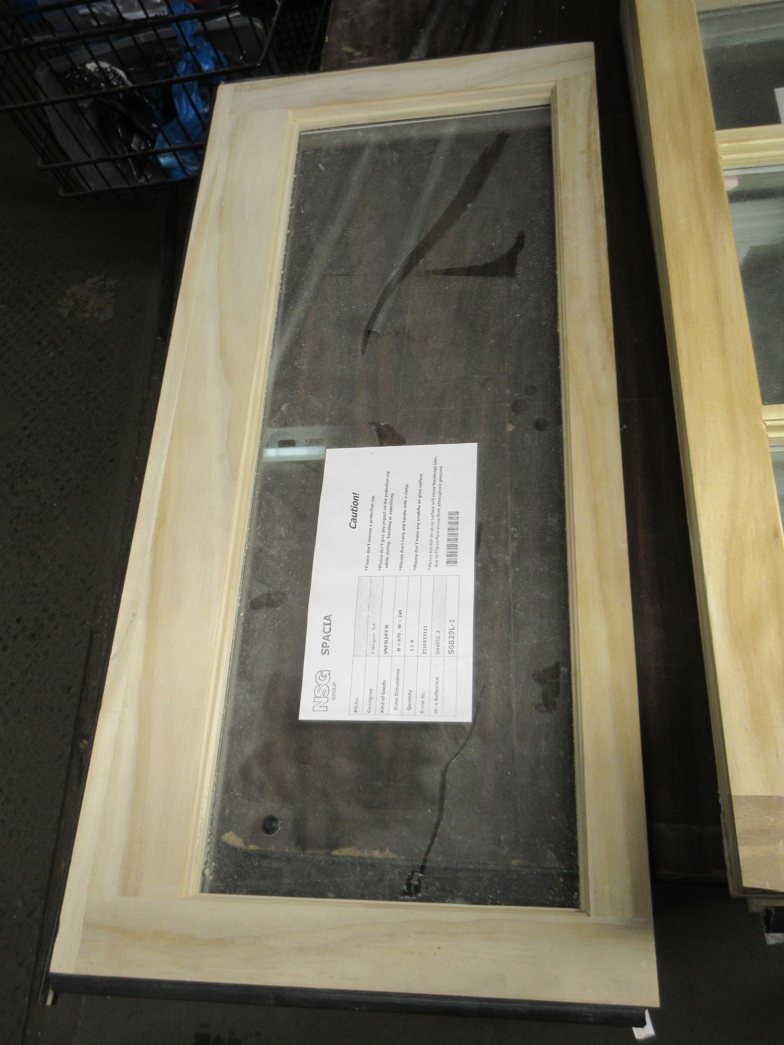 Single Pane Window