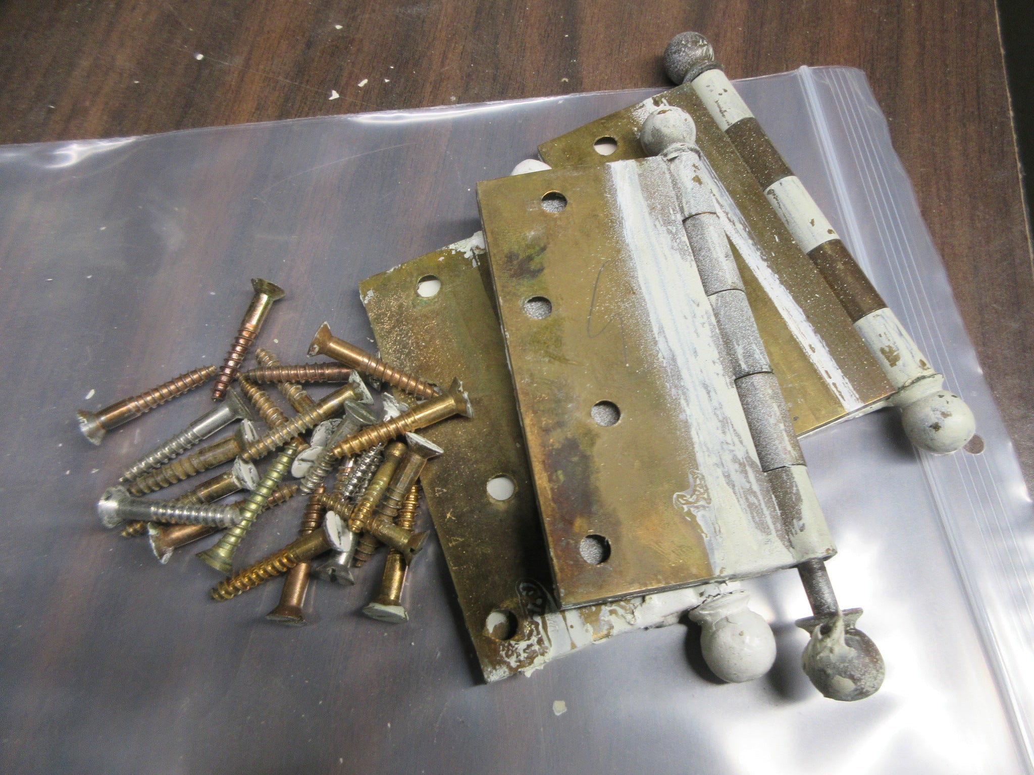 Set of Three Ball Pin Hinges with Screws