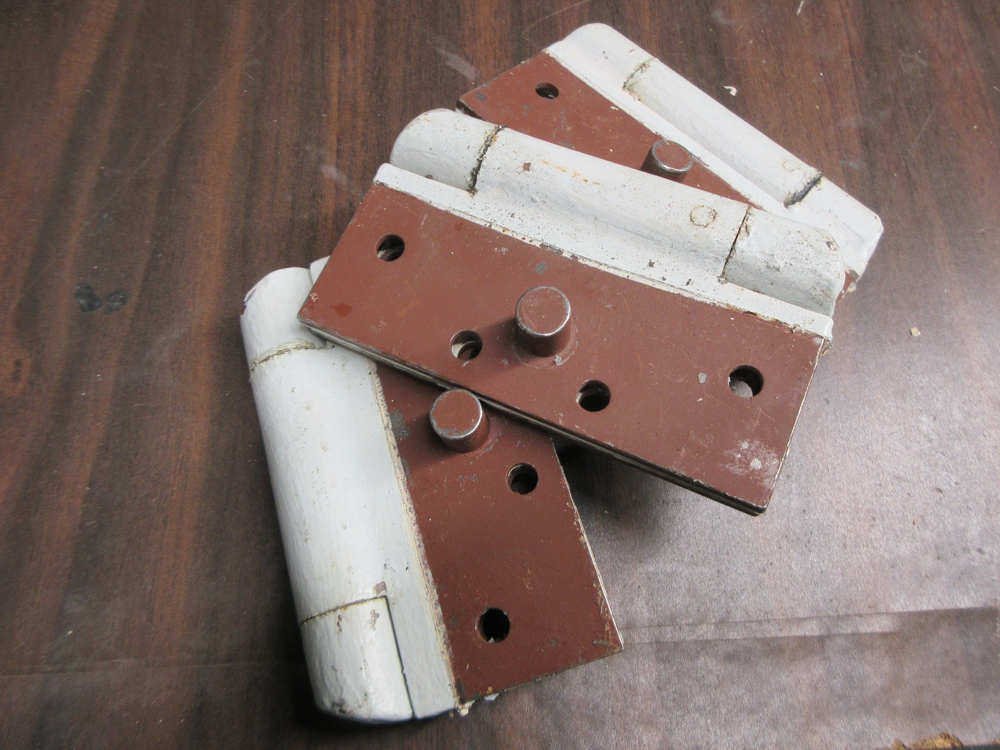 Heavy Salvaged Detention Hinges (Set of three, brown)