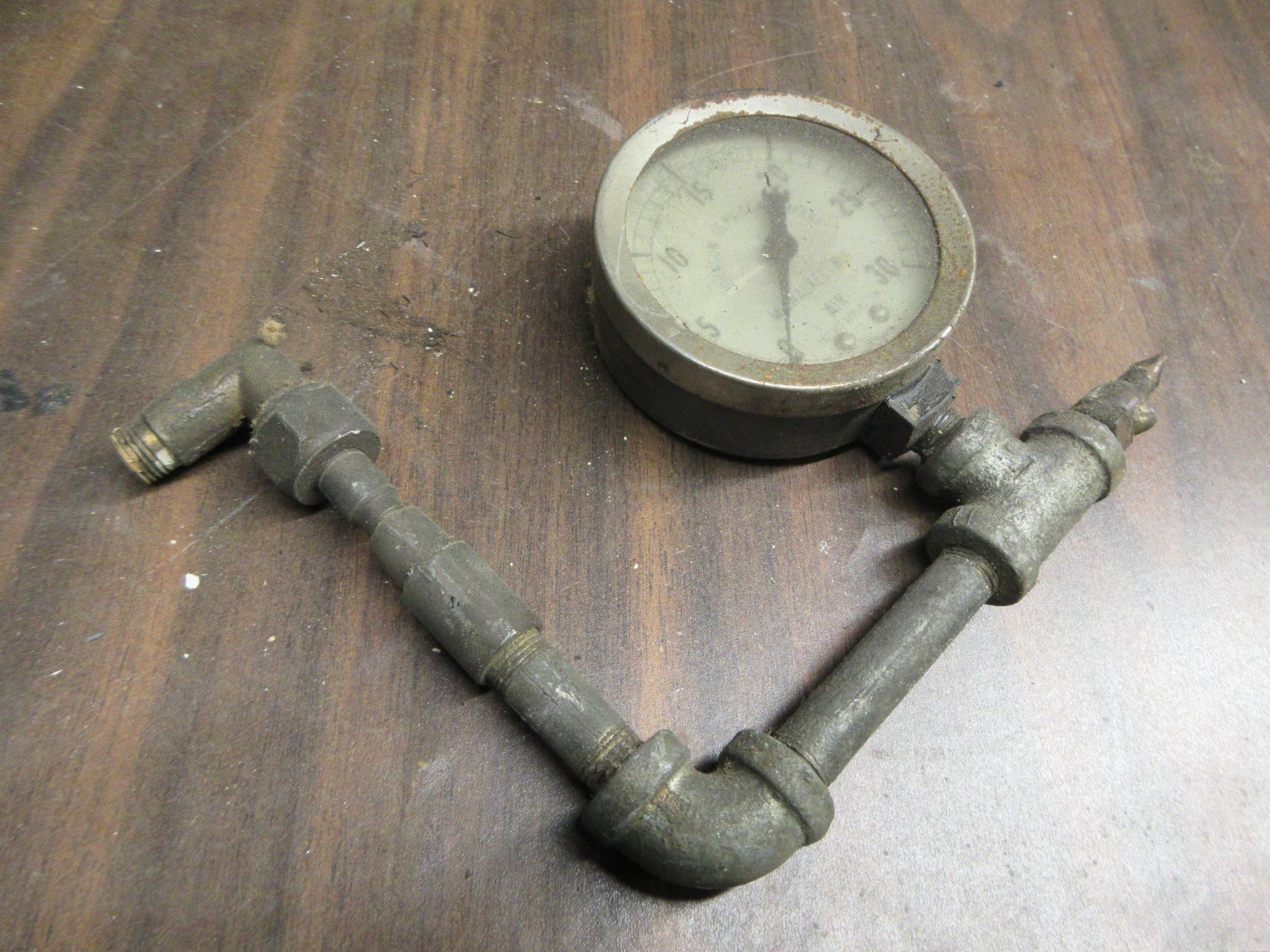 Vintage Air Pressure Gauge
