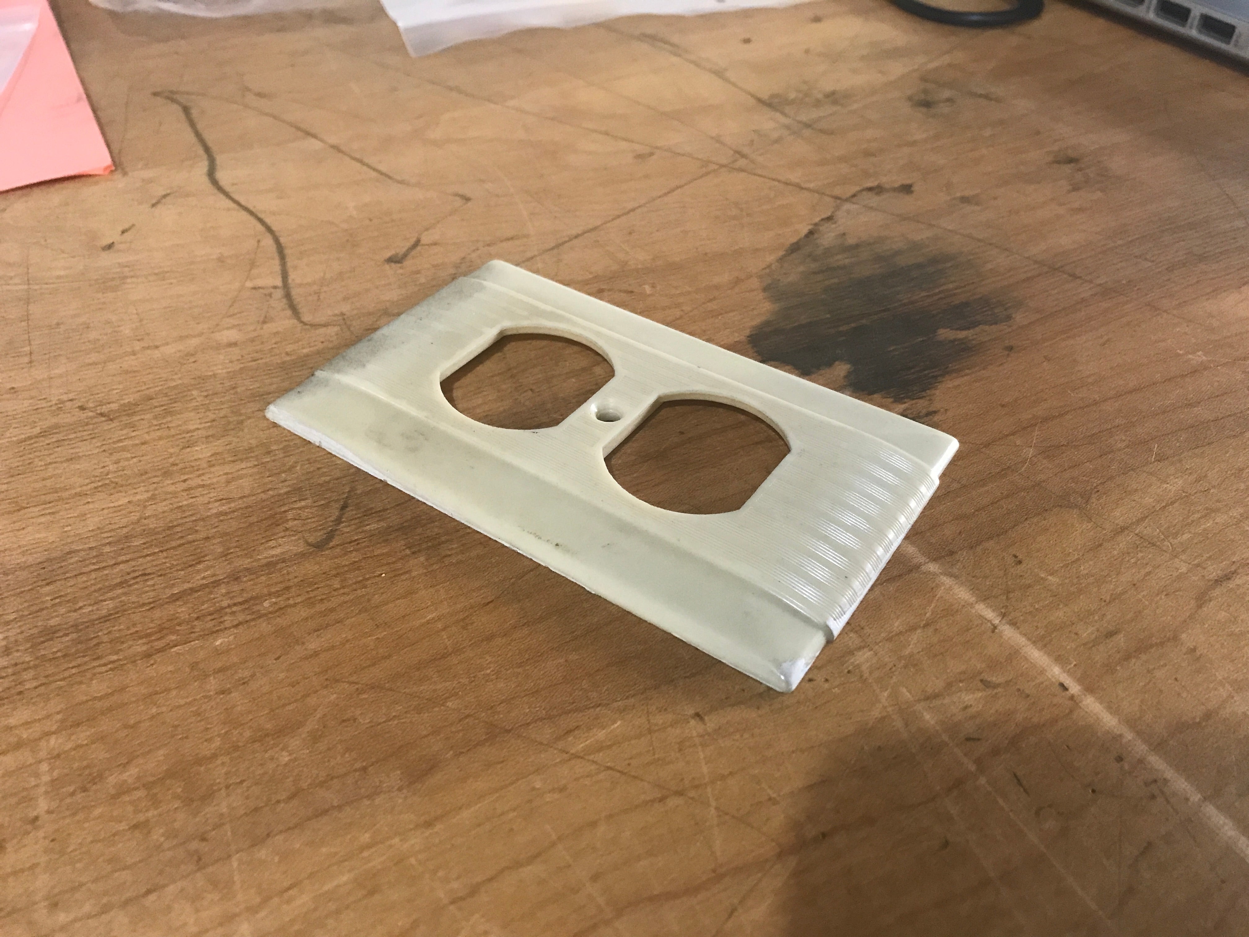 Vintage Ribbed Outlet Cover