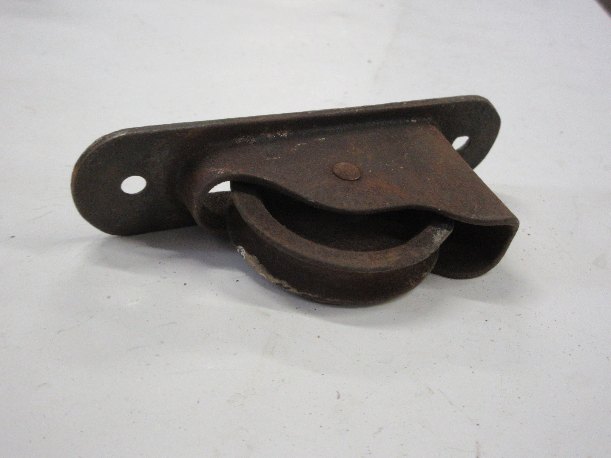 Vintage Window Sash Pulley 2"