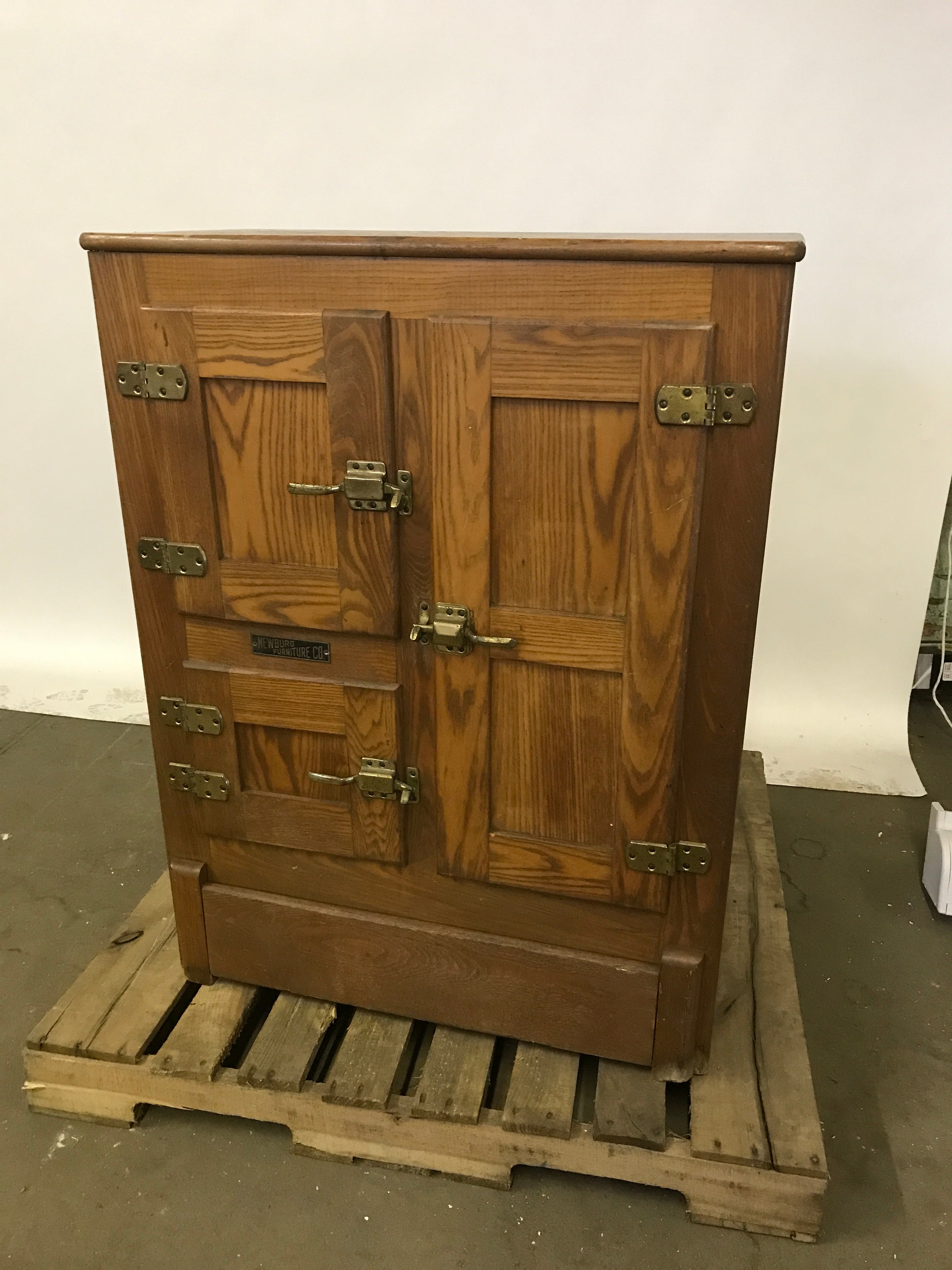 Newburg Furniture Company Vintage Ice Chest