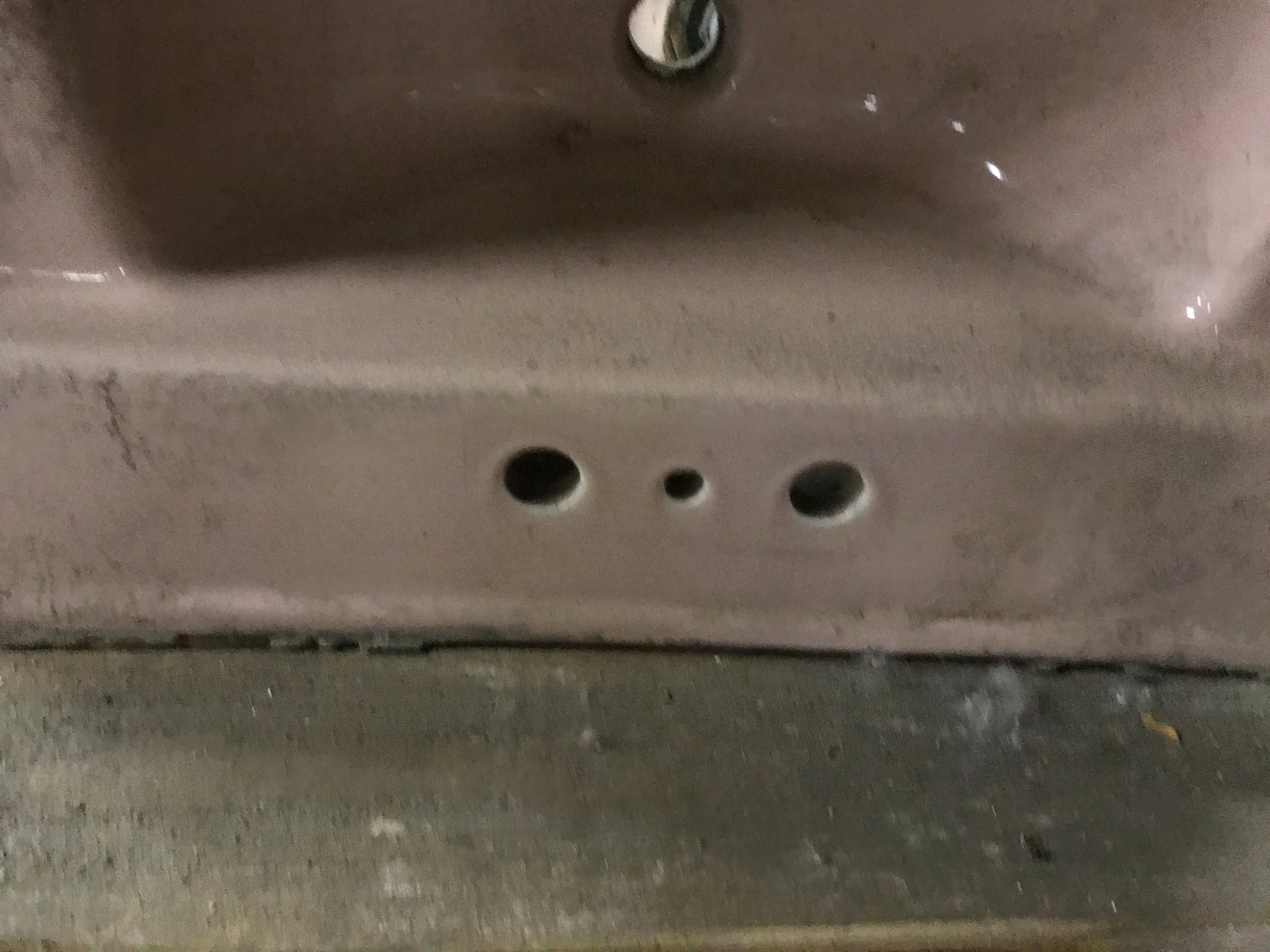 Vintage Pink Sink 24”. X 20”