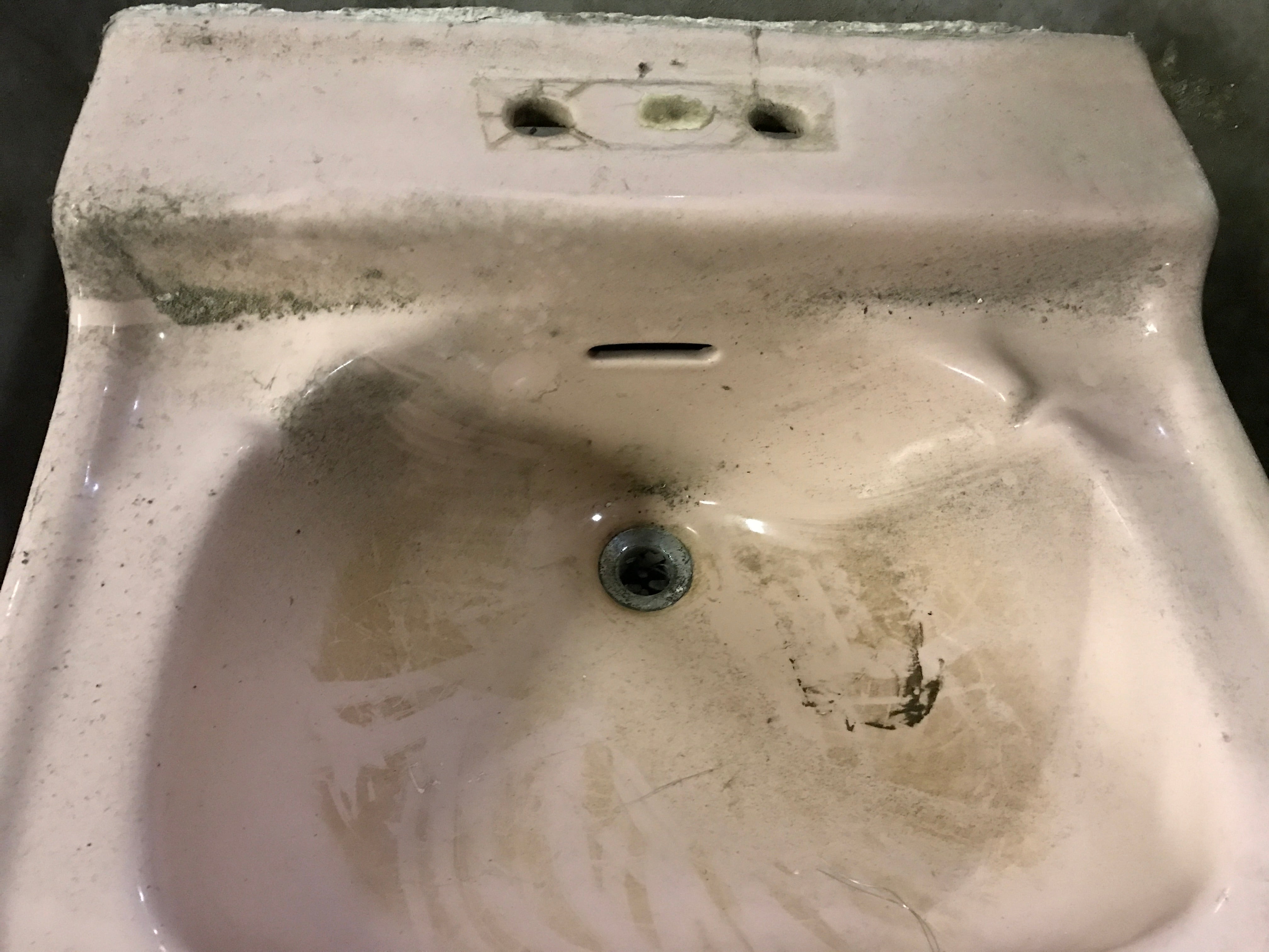 Small Vintage Pink Sink. 19” x. 17”d