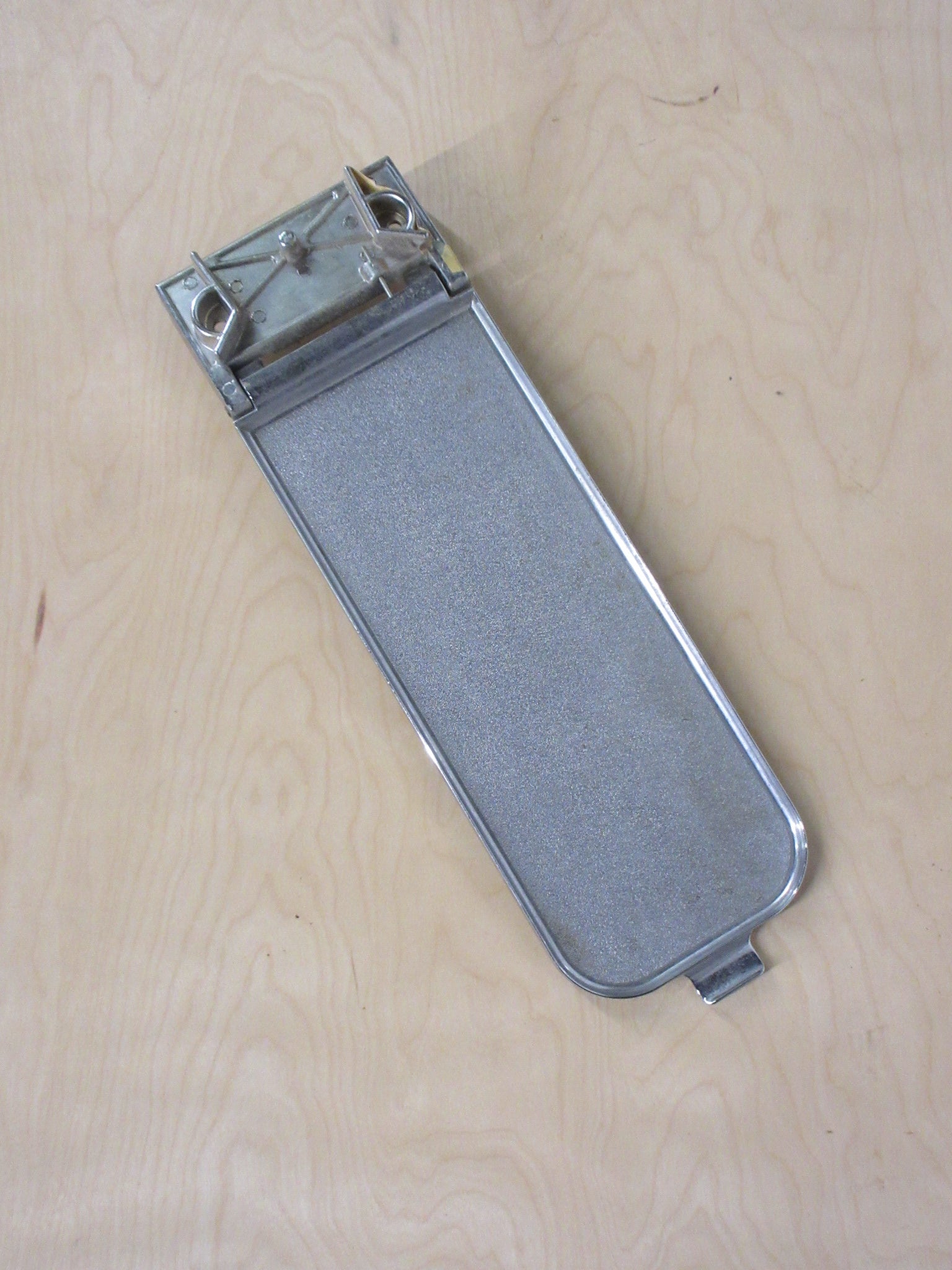 Industrial Spring-load Wall Mount Bag Holder