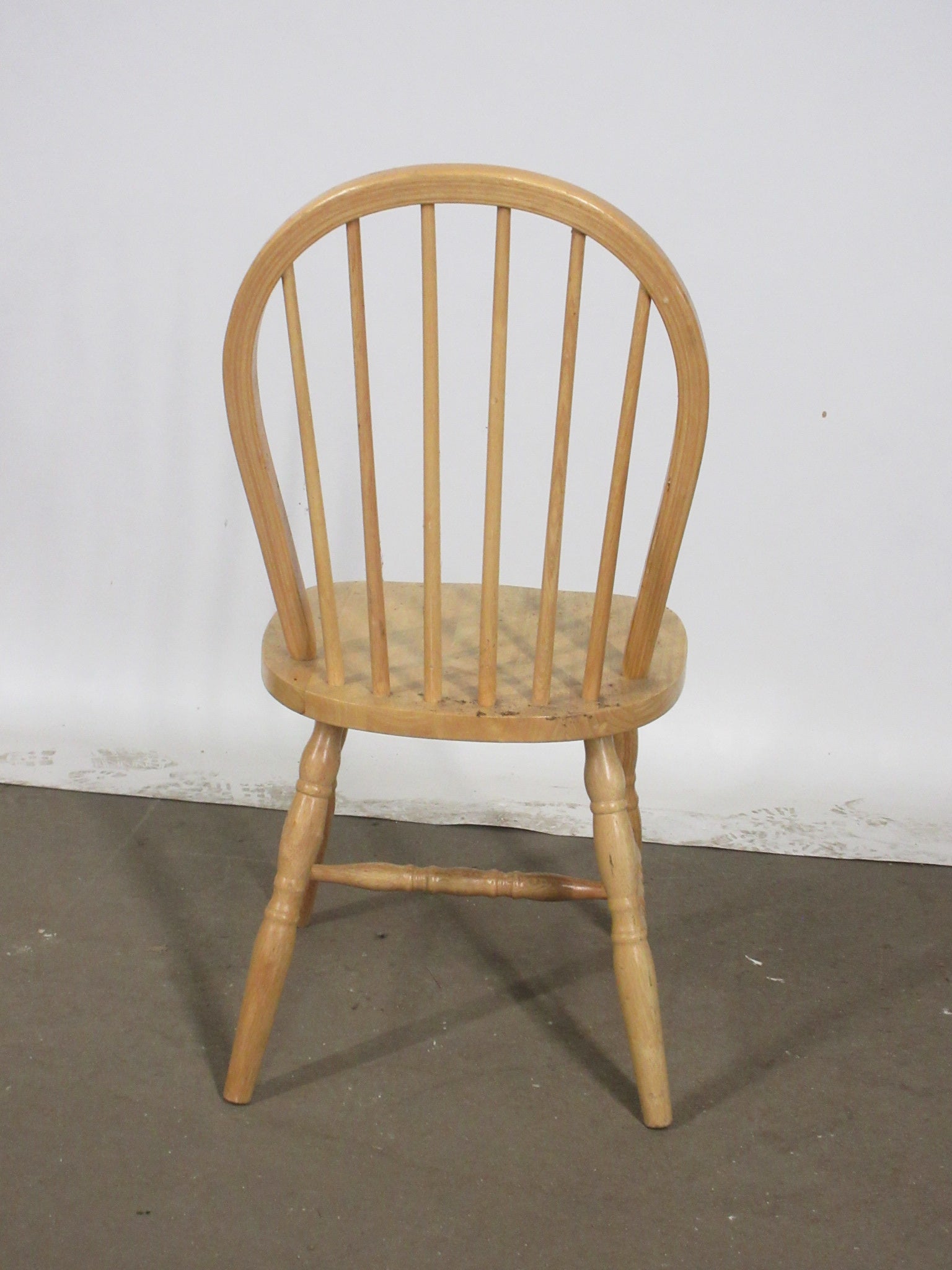 Blonde Windsor Chair