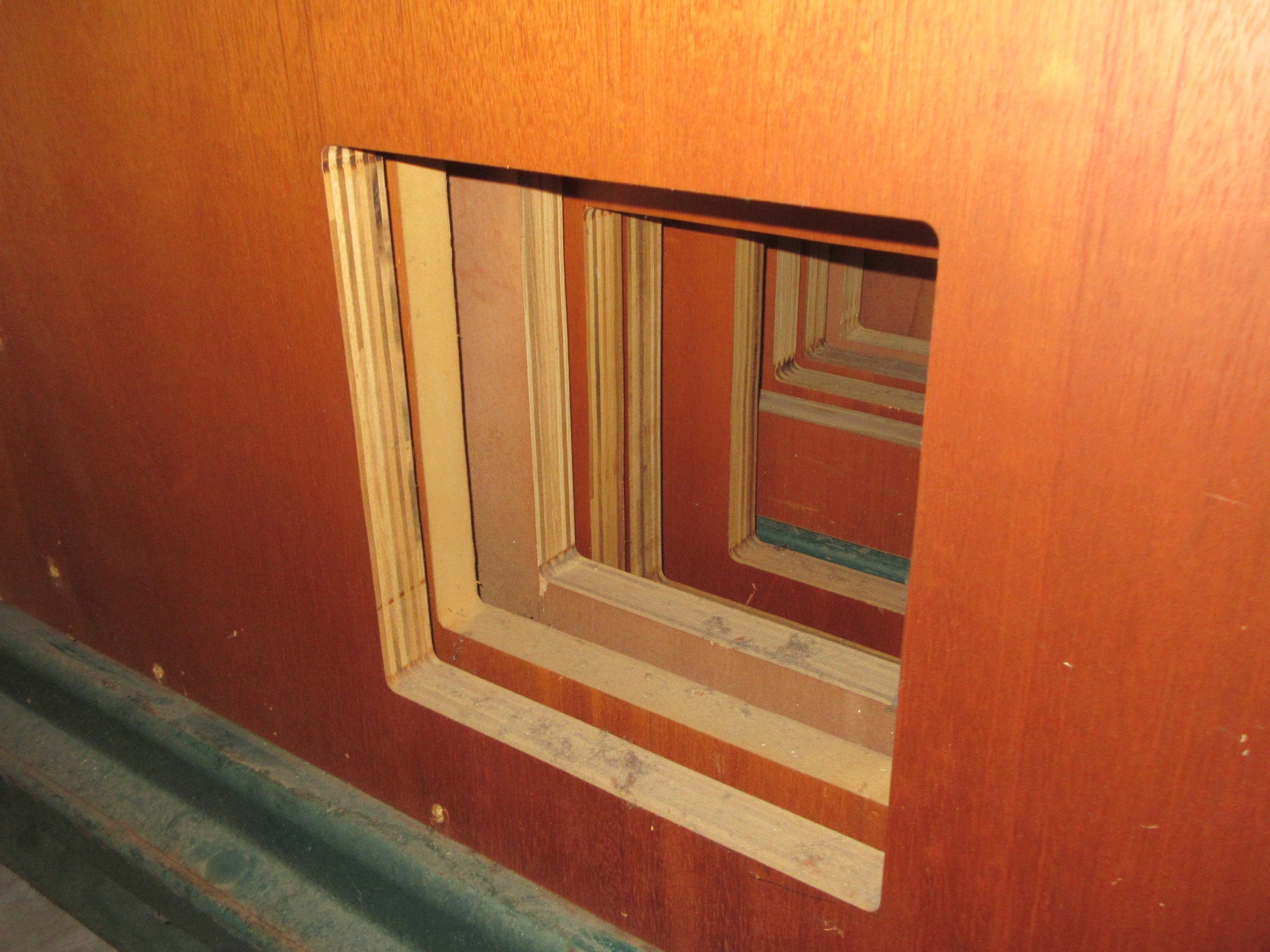1/8" Mahogany Laminate Panel