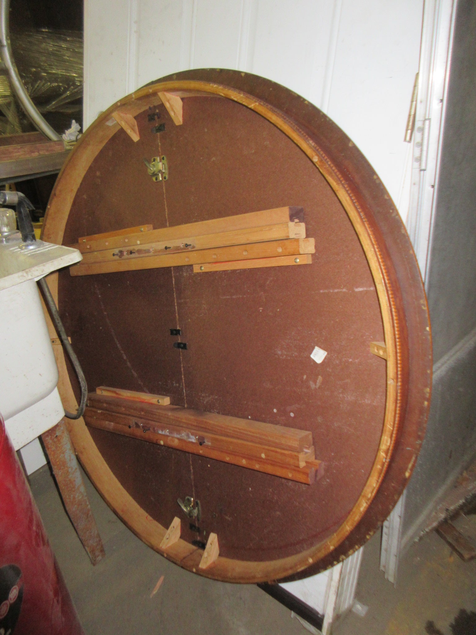 Round Wood Table With Base and Leaf