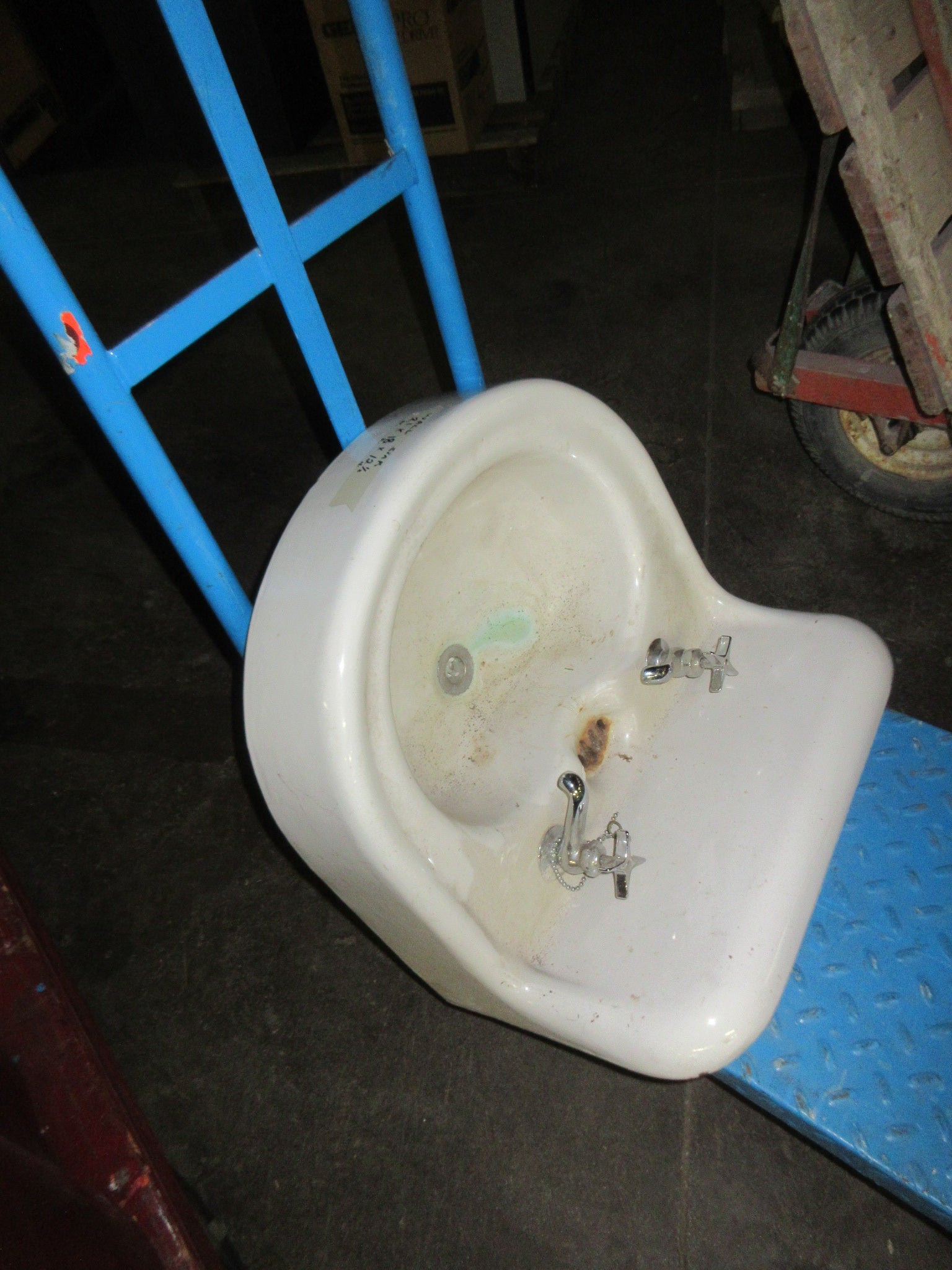 Cast Iron sink