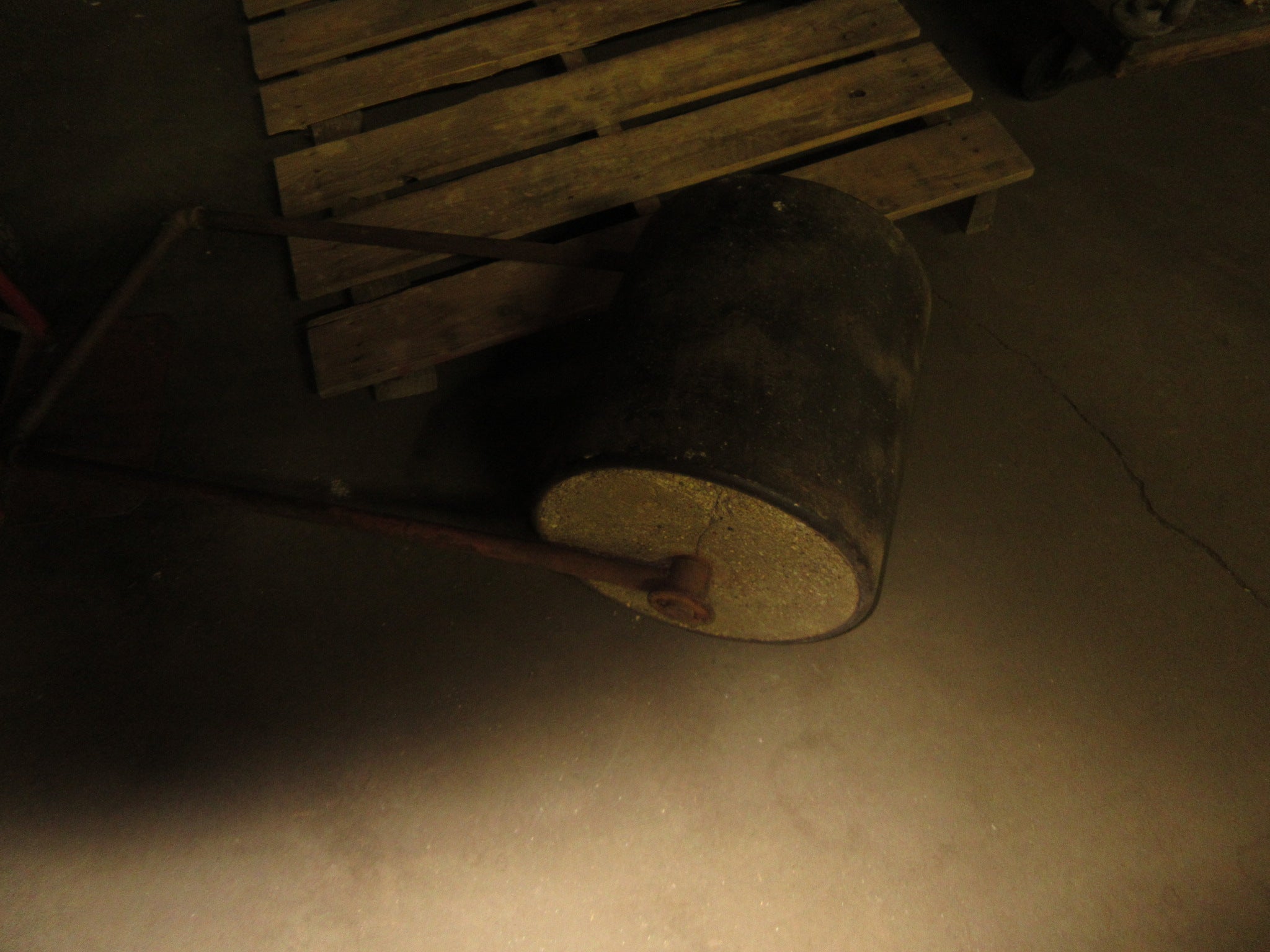 Linoleum Floor Roller