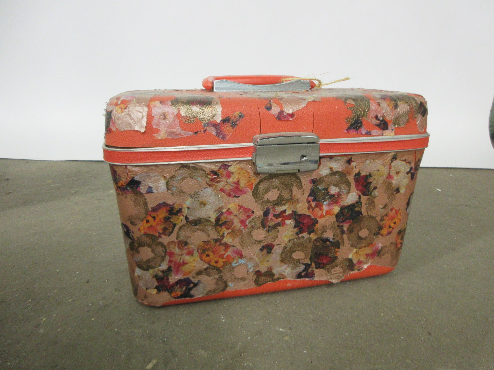 Floral Decoupaged Travel Case
