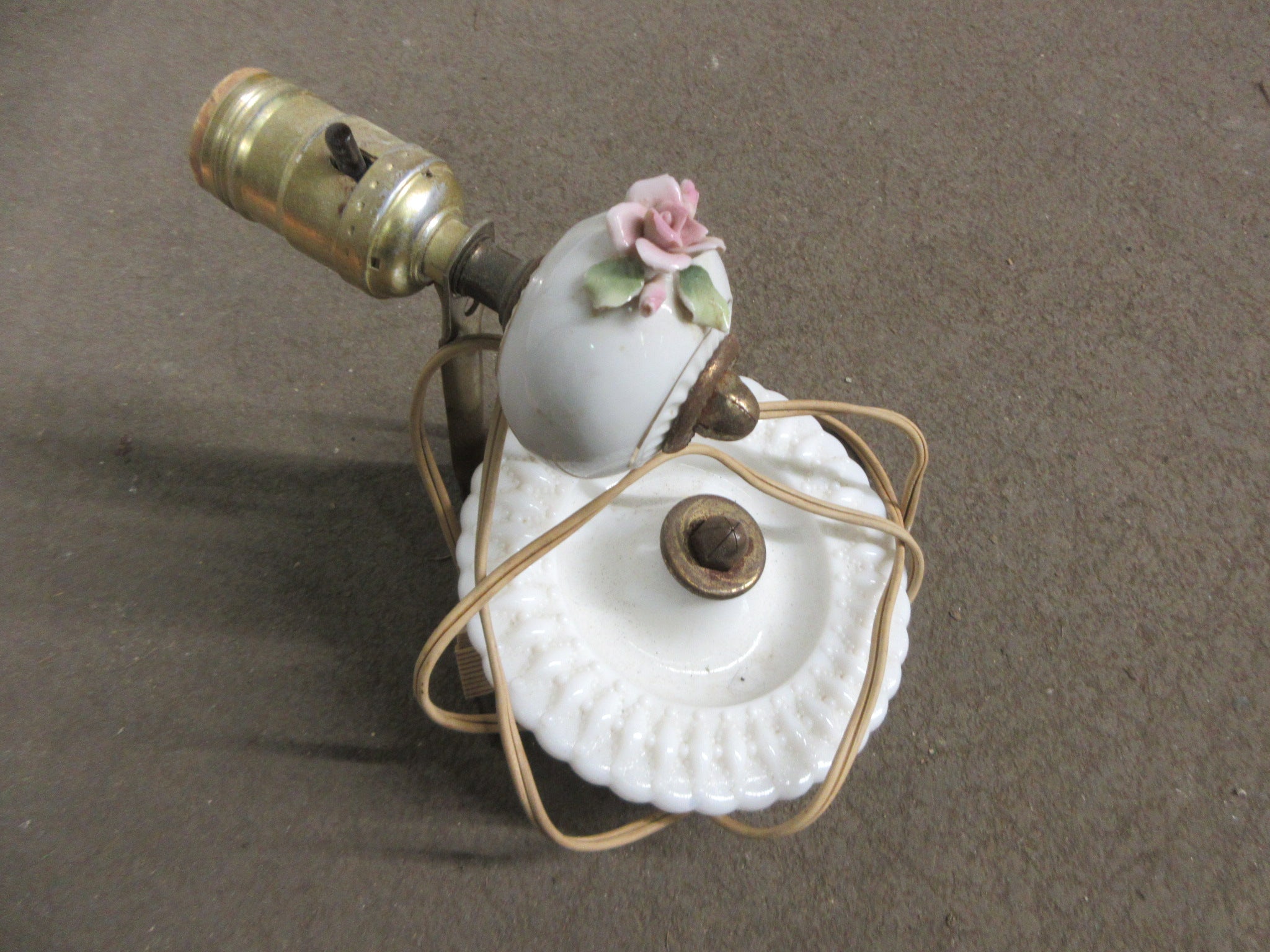 Ceramic Wall Mount Floral Lighting Fixture