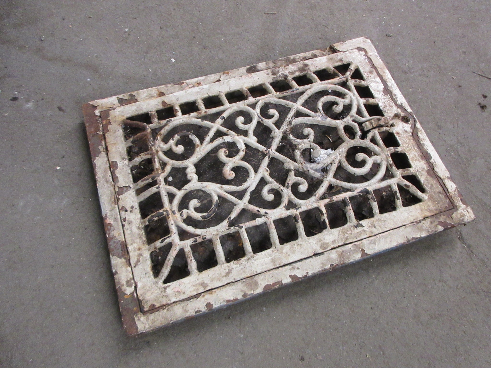 Dimensional Register Cover with Damper
