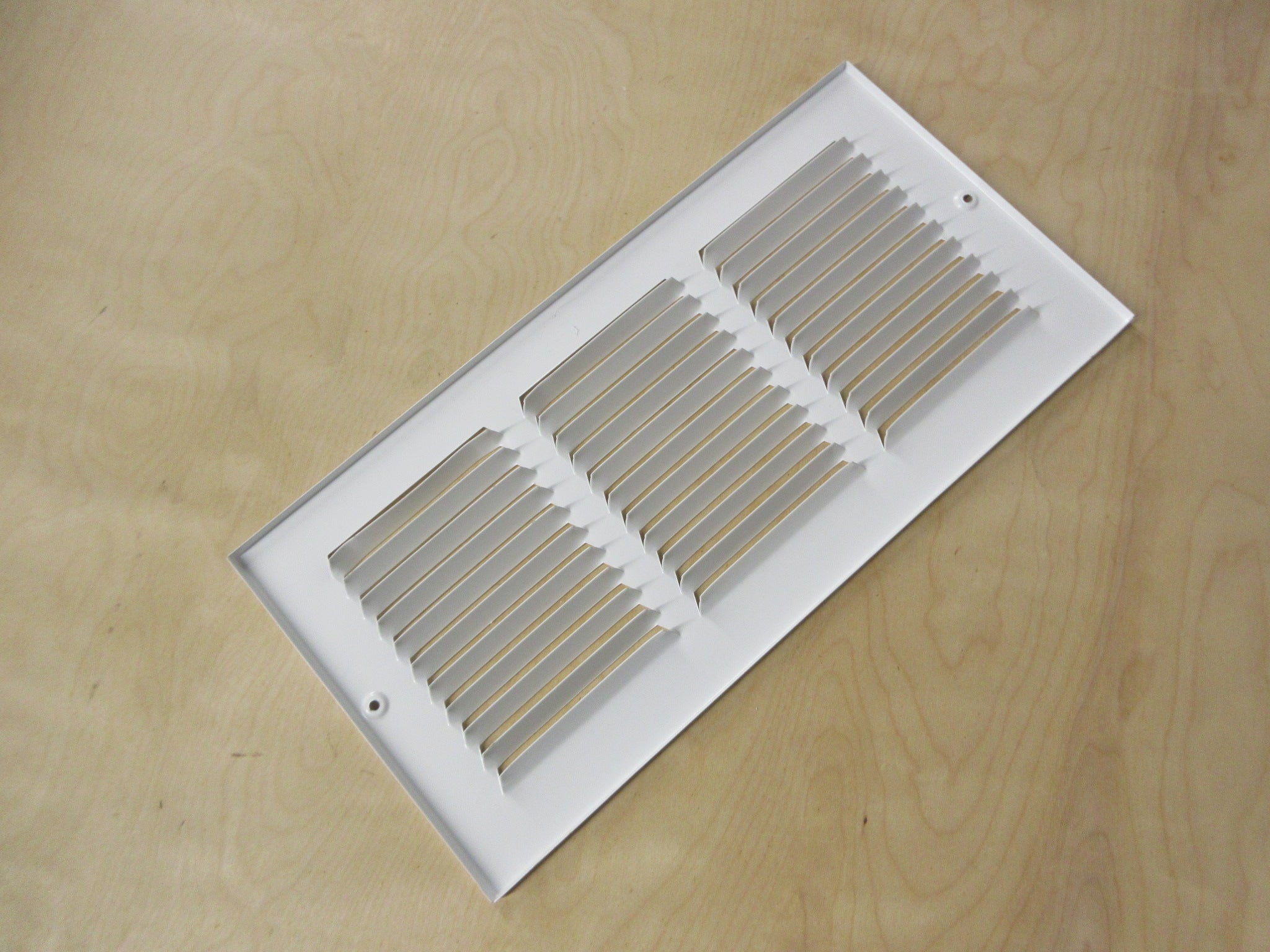 Sidewall Duct Grille 15 7/8"