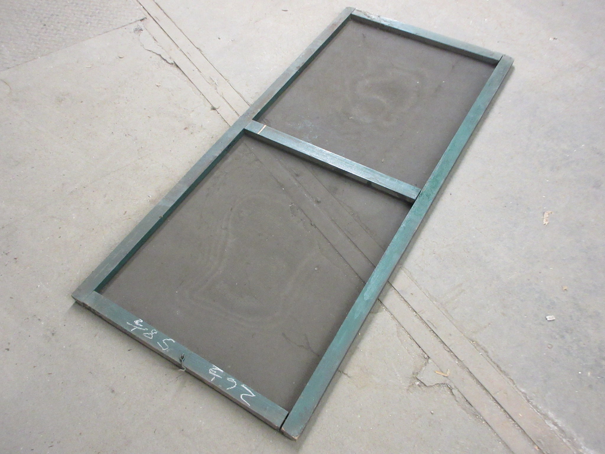 Wooden Frame Screen 26 1/2"