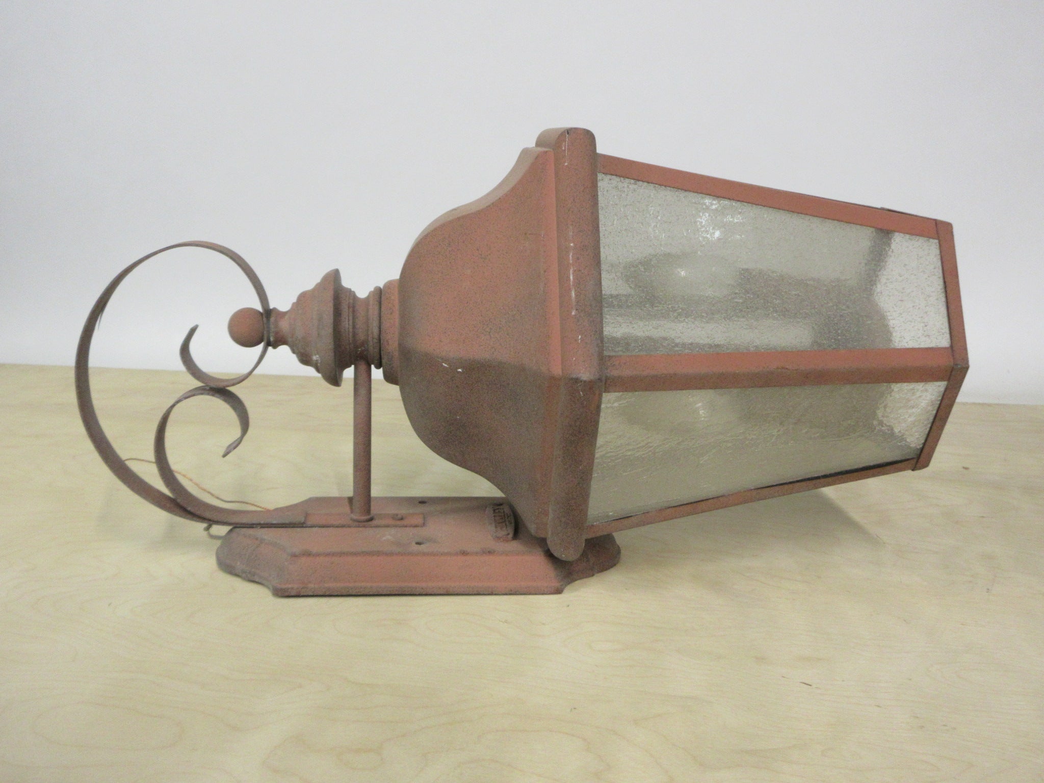 Hinkley Lighting Exterior Pink Light Fixture