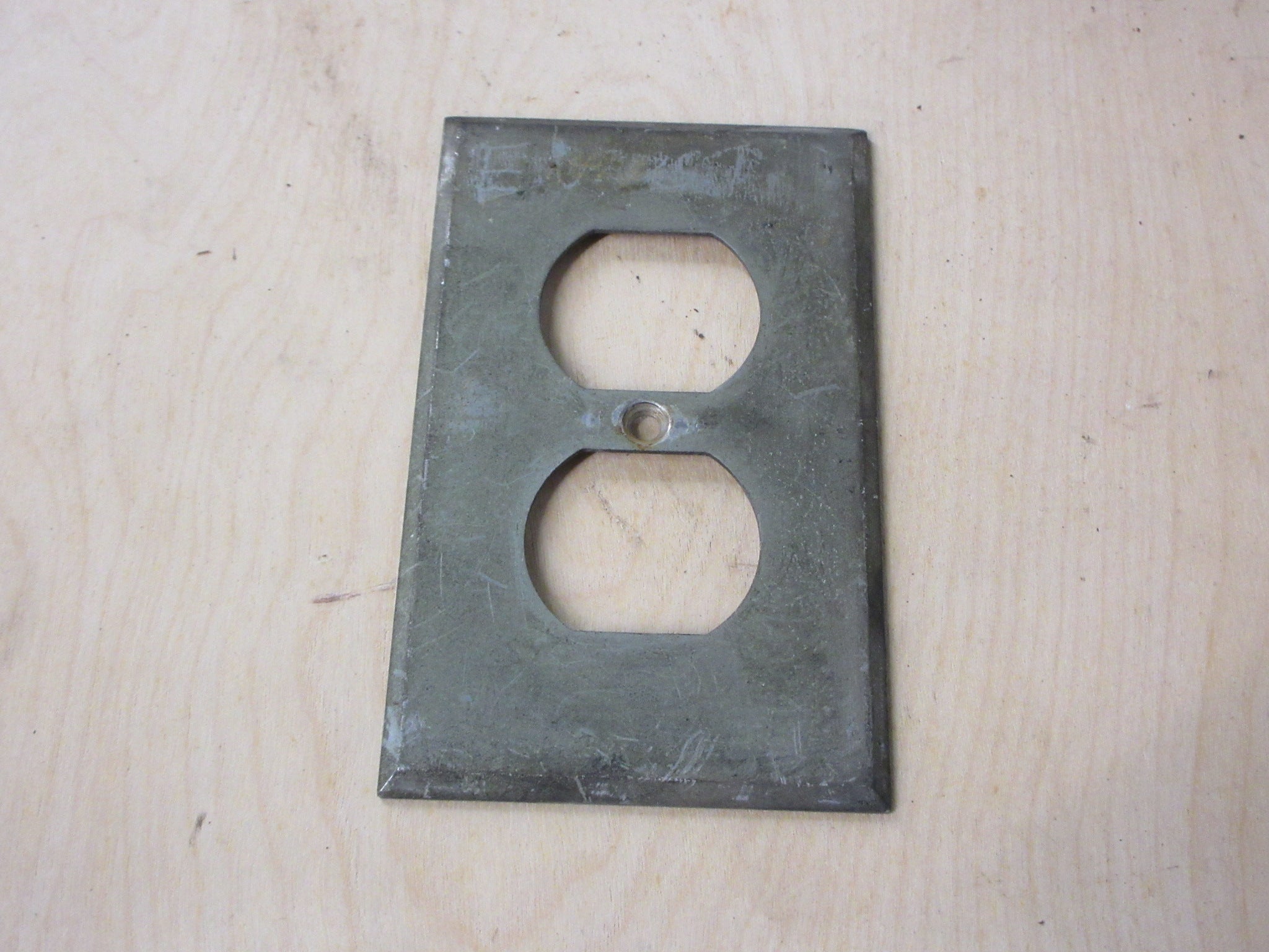Metal Wall Outlet Plate