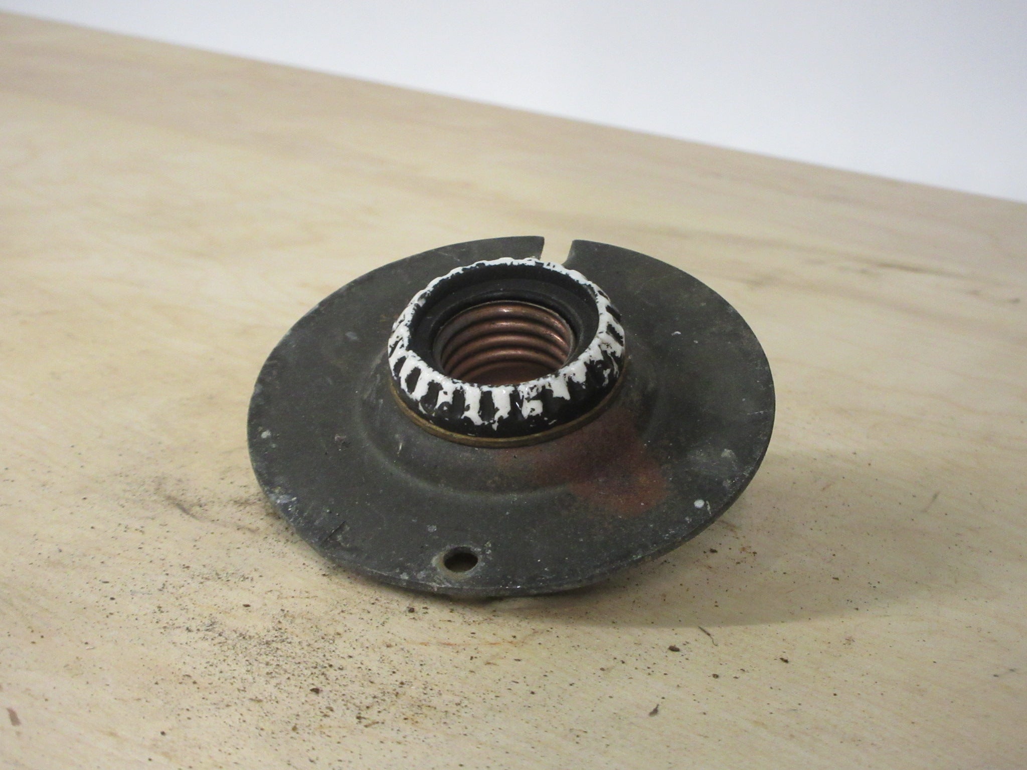 Lighting Piece - Lamp Holder