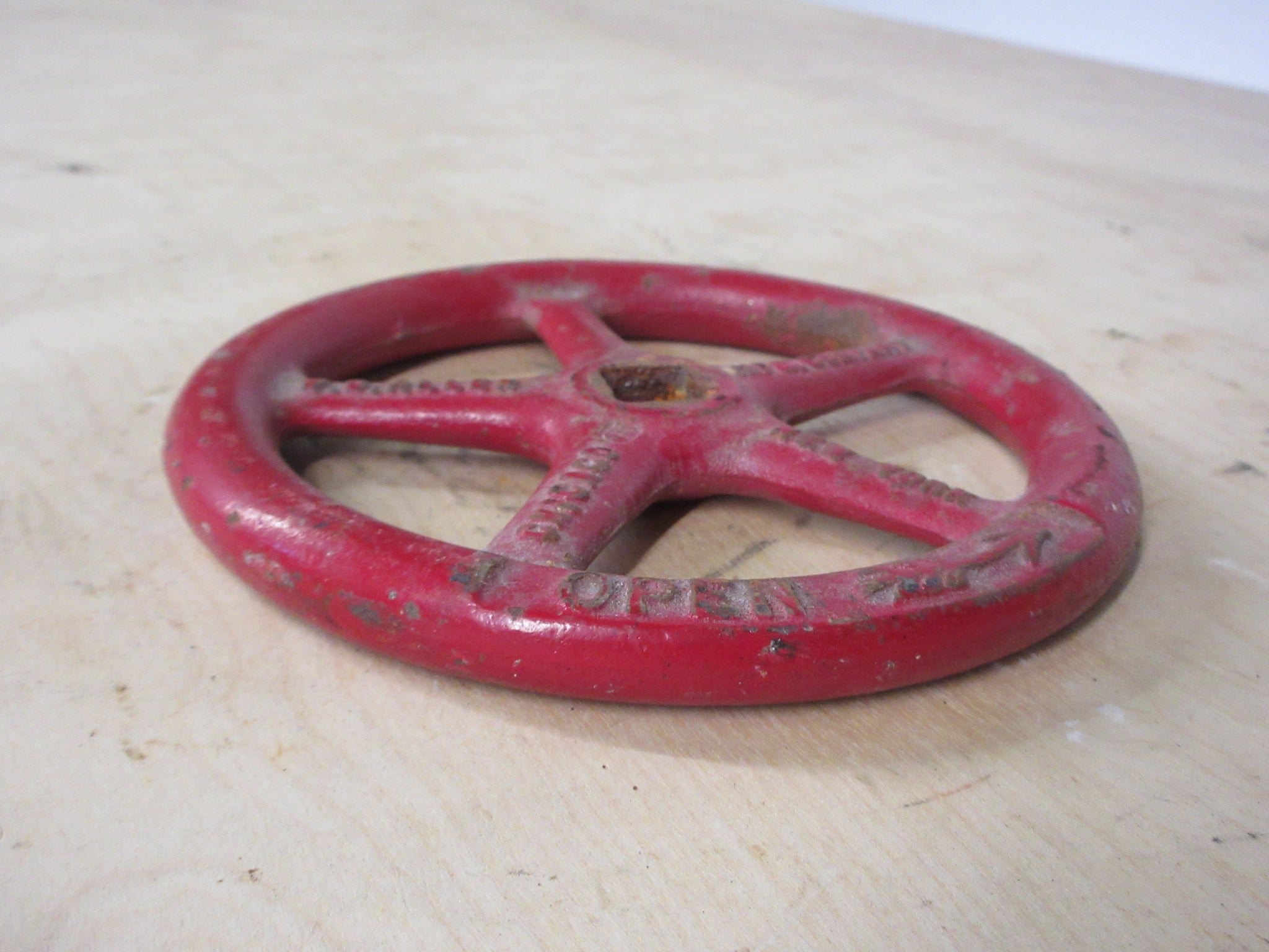 Industrial Red Wheel Handle 6 1/8"
