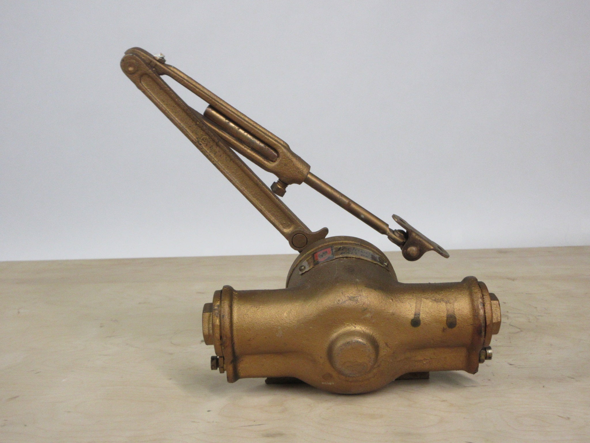 Lockwood Ball Bearing Brass Door Closer