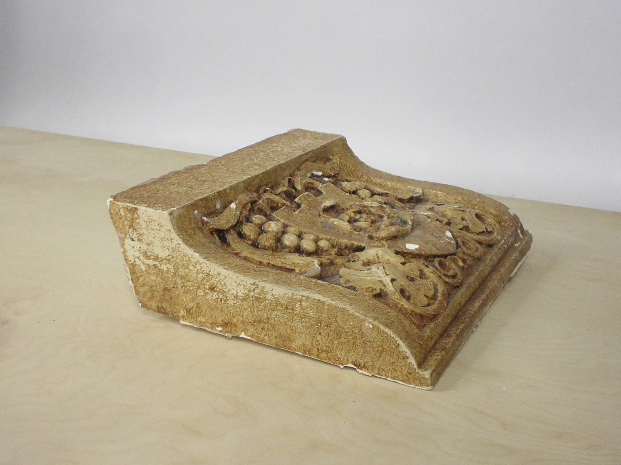 Plaster Moulding 14"