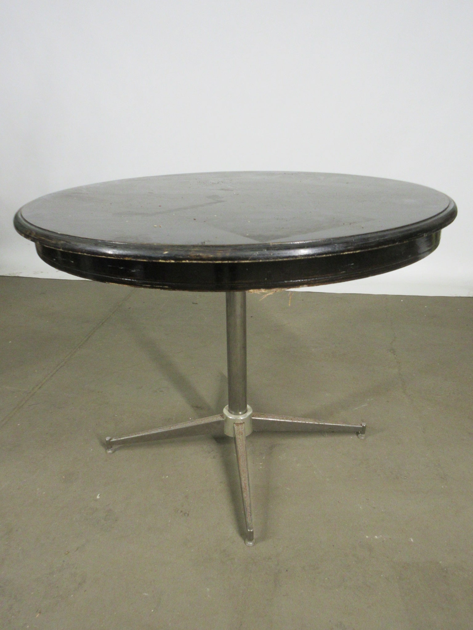 Round Table with Metal Base
