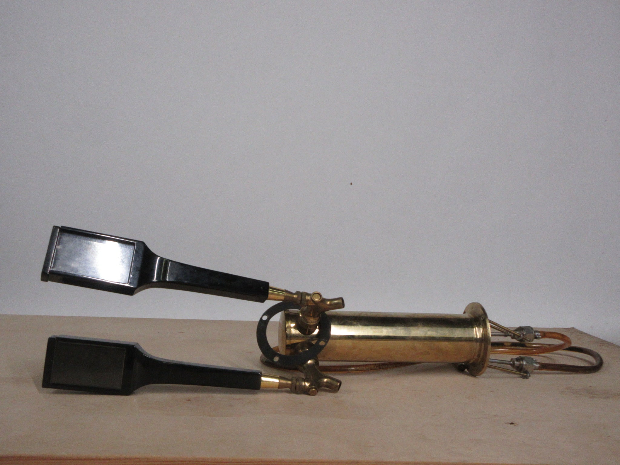 Brass Two Pull Bar Tap