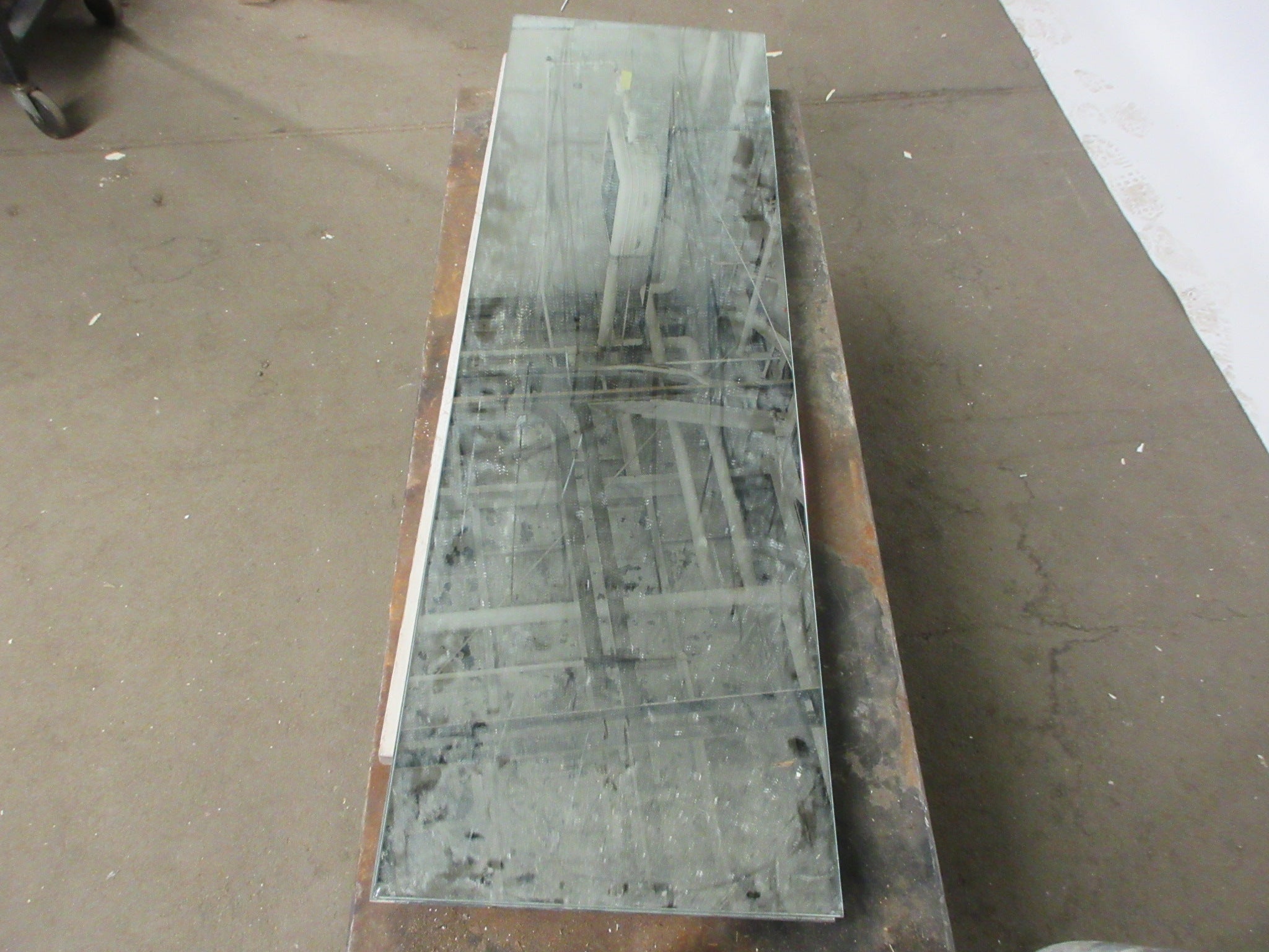 Heavyweight Flat Mirror