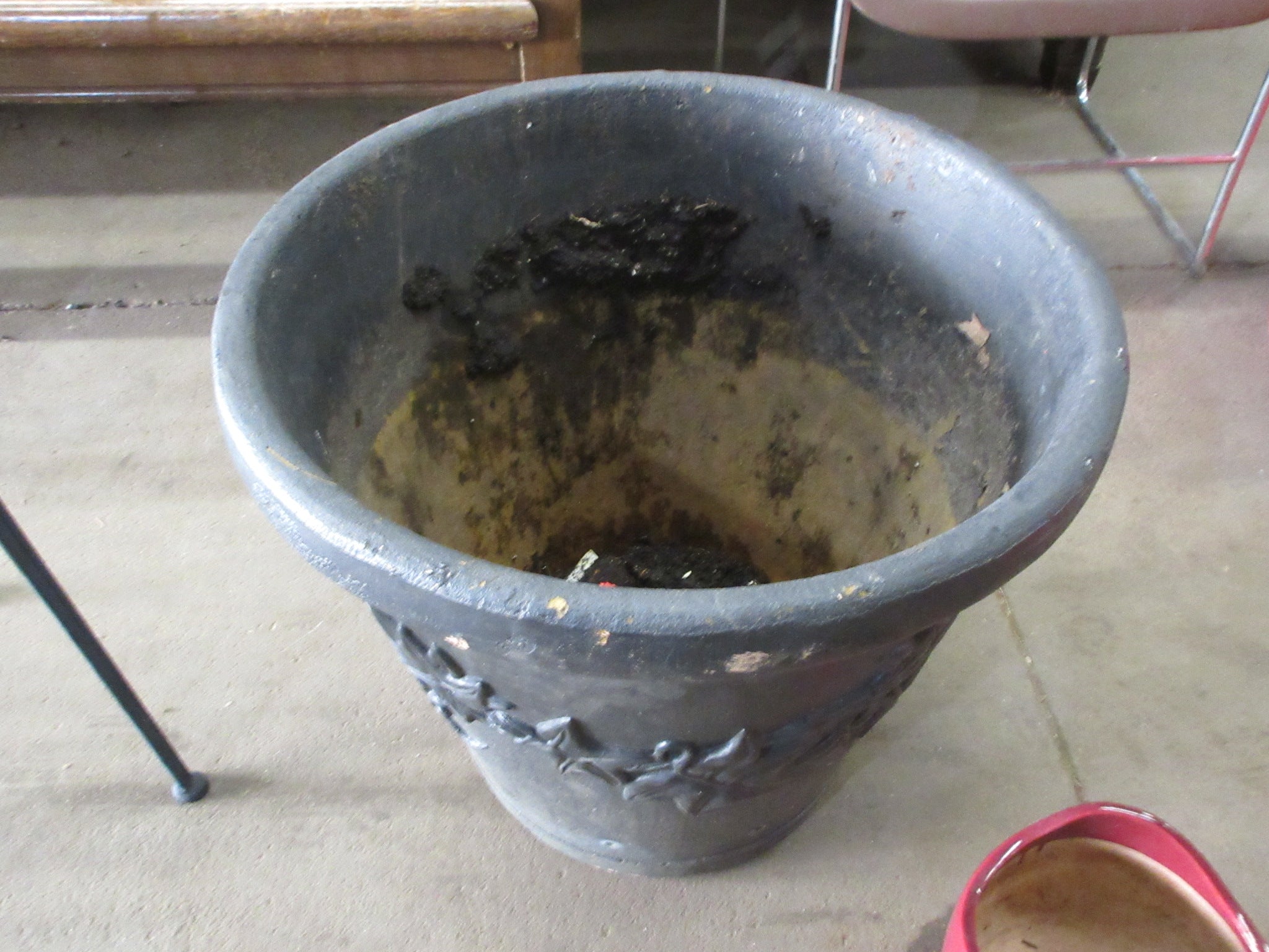Black 23" Planter Pot