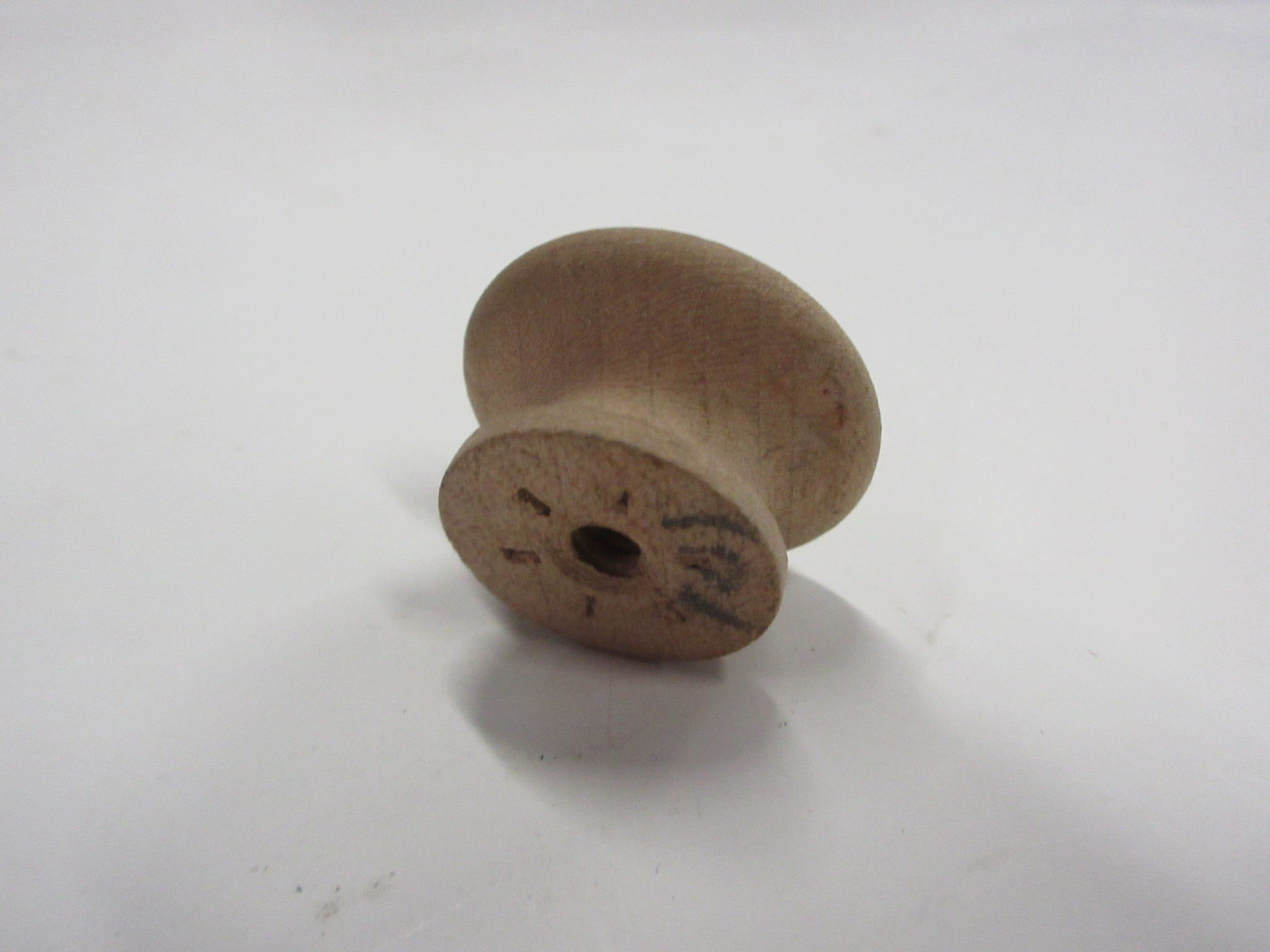 Wooden Drawer Pull 1 1/4"