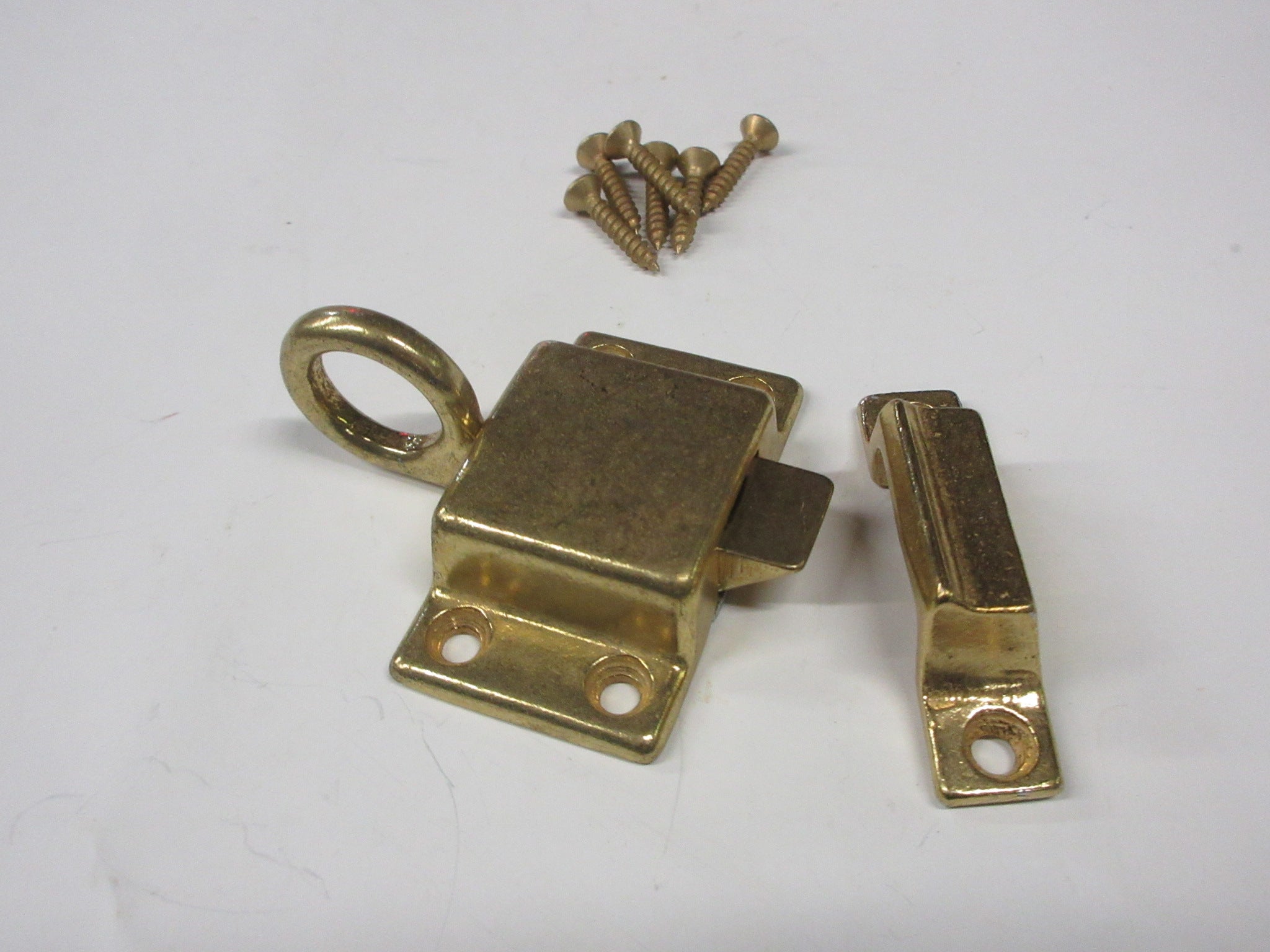 Metal Cabinet Latch with Hardware