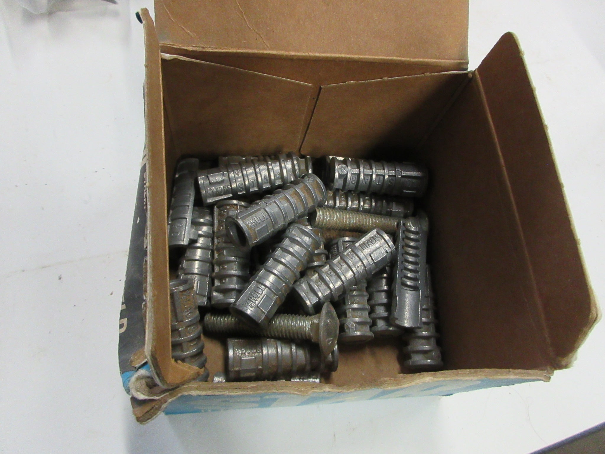 Lot of 19 Lag Shields